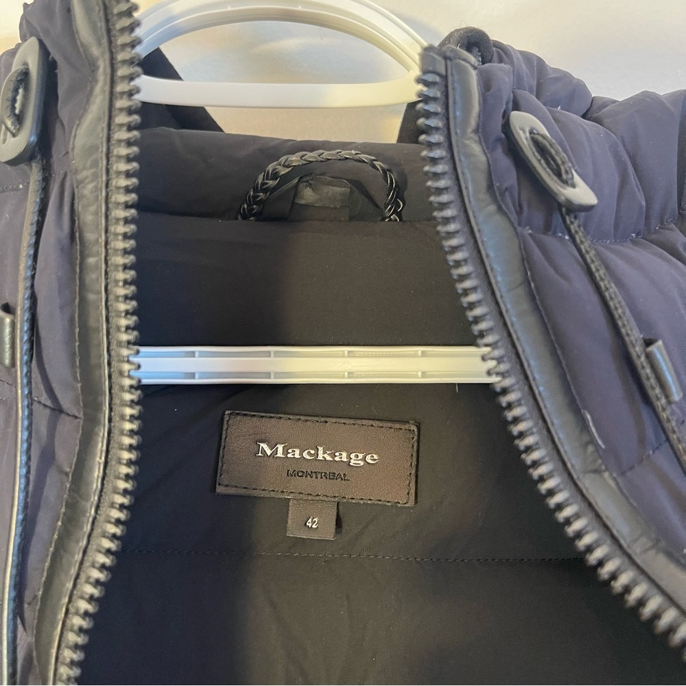 Mackage Mike Down Hooded Puffer Goose Down Jacket Size 42 - Navy Blue - Picture 3 of 14